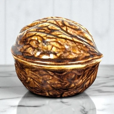 Caja de baratijas de nogal pintada a mano: conejito firmado, decoración vintage Foto 1 de 4