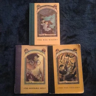 A Series of Unfortunate Events HC/Paperback Lot Of 3 Lemony Snicket Books Bundle - Image 1 of 4