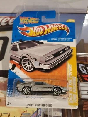 Hot Wheels 2011 New Models #18/50 Back To The Future Time Machine In Silver - Image 1 of 4