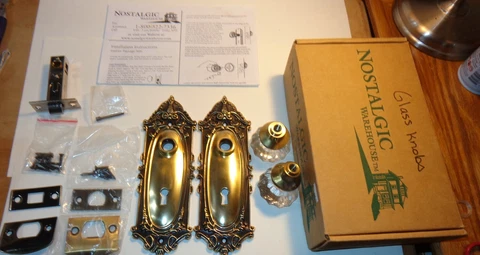 Nostalgic Warehouse 2 Glass Door Knobs 2 Ornate Brass Face Plates Latch Strikes Cover