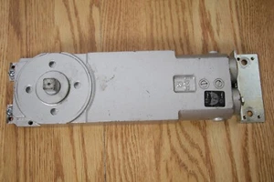105 Hold Open Overhead Concealed Closer Body Unit - GO31 - Picture 1 of 5