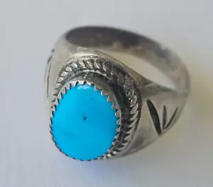 Vintage Native American Navajo Artist Signed Sterling "B" Turquois Ring sz. 11 - Picture 1 of 4