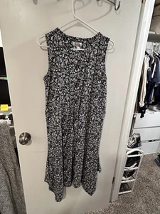 d&co Sleeveless Handkerchief Hem Dress L Black White Floral Stretch Knit Casual - Picture 1 of 9