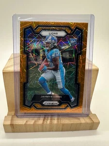 2023 PANINI PRIZM - JAHMYR GIBBS NARANJA LAZER PRIZM RADIOCONTROL - LEONES #331 - Imagen 1 de 6