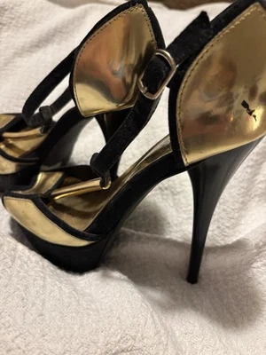 Zapatos para mujer talla 7 dorados negros tacón alto únicos elegantes tacones de aguja 7M Foto 1 de 4