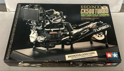 Kit Modelo Moto Tamiya Honda Cx500 Turbo 1983 Kit Plástico Hobby Kit Desmontado Foto 1 de 4
