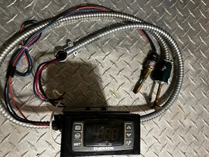 EMERSON Dixell Copeland Electronic Unit Controller. Temperature Controller - Picture 1 of 17