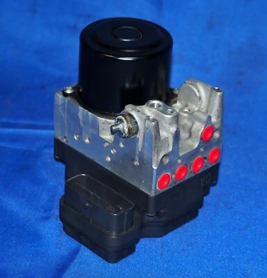 2007 2008 Lexus ES350 Anti Lock Brake ABS Pump W/90 Day Warranty W/O Pre Crash - Image 1 of 4