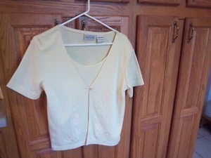 Camicia Donna - Small Basic Edizioni 2 Fer Stratificati Maglione - Giallo Pallido - Foto 1 di 14