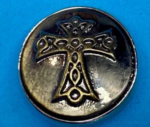 Thick Cross theme 18mm Button Charms Ginger Snaps - Magnolia Vine - Picture 1 of 9