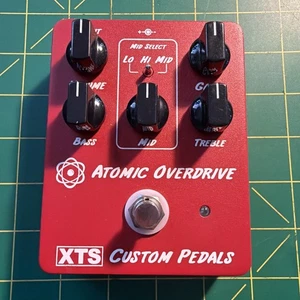 Distorsión del pedal de guitarra XTS Atomic Overdrive en perfecto estado - Imagen 1 de 5