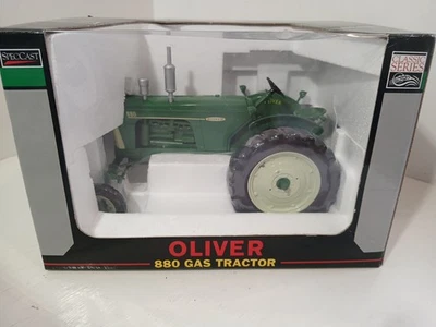 SpecCast Oliver 880 Gas Tractor WideFront 1/16 Scale Diecast New In Original Box - Image 1 of 4
