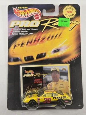 1997 HOT WHEELS PRO RACING #30 JOHNNY BENSON PONTIAC GRAND PRIX 1/64 NIP - Image 1 of 4
