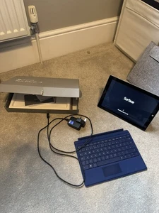 Microsoft Surface 3 Tablet  (Wifi & LTE)  Win 8.1 pro - Picture 1 of 5