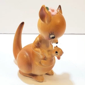 Vintage Josef Originals Porcelain Mother Kangaroo W/ Baby Joey Figurine Sticker - Picture 1 of 10