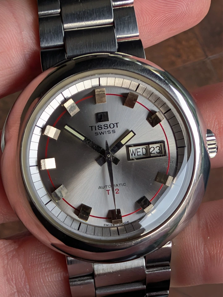 Vintage Tissot T12 Watch UFO Automatic Day Date Cal.794 Gay Freres - Immagine 1 di 4