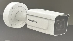 Fotocamera Hikvision 4 megapixel LPR DS-2CD7A46G0/P-IZHS 2,8-12 mm riconoscimento targa - Foto 1 di 2