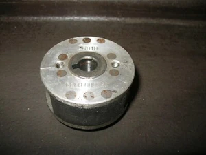 1977 RM80 MAGNETO ROTOR FLYWHEEL SUZUKI RM 60 80 250 32102-14210 - Picture 1 of 6