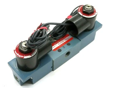 NEW SCHRADER BELLOWS 41400-1115 DBL SOLENOID VALVE 3-WAY 2-POSITION 414001115 - Image 1 of 3
