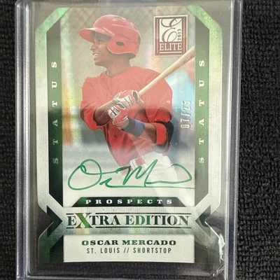 2013 PANINI ELITE EXTRA ROOKIE OSCAR MERCADO RC #136 ON CARD AUTO SSP 7/25 Green - Image 1 of 3