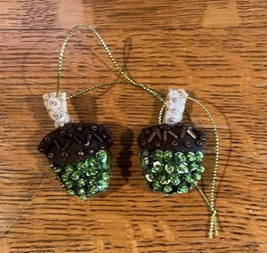 2er Set: Herbst Herbst Eicheln Handarbeit Filz Ornamente braun & grün, Perlen Nüsse - Bild 1 von 2