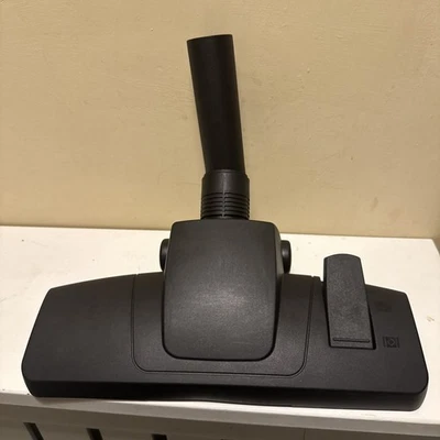 Herramienta de piso combinada Henry genuina - Se adapta a Henry, Hetty, Harry, James, Charles o G... Foto 1 de 4