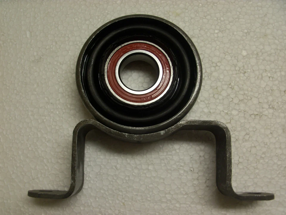 Original VW T5 Multivan caja autobús eje cardán cojinete central trasero NUEVO NUEVO Foto 1 de 1