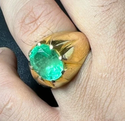 Piedra preciosa esmeralda con anillo hecho a mano enchapado en oro de 14k para regalo de hombre para él Foto 1 de 4