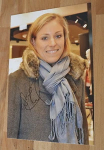 ORIGINAL Autogramm von Angelique Kerber. pers. gesammelt. 20x30 Foto. WIMBLEDON - Bild 1 von 1
