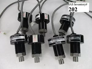 Valcom RN-760Torr-2VAO-4TL7 Pressure Switch (Lot of 7) Used Working - Picture 1 of 1