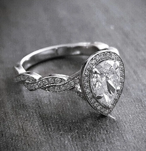 Halo 1.75 Ct Tear Drop Pear Cut Diamond Twist Shank Engagement Ring H,VS2 GIA - Image 1 of 1