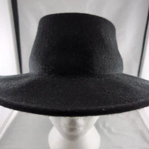 Tilley Endurables Wool Hat Medium Black Brim 3.5" Ear Flap Warm No Cord Ex Cond - Picture 1 of 13