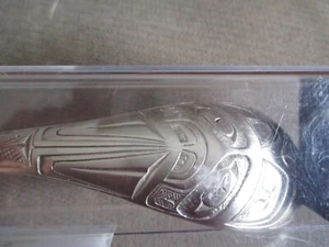 NEW PACIFIC NORTHWEST COAST PEWTER TOTEM LADLE BOMA RAVEN STEALING SUN 8.5" - Foto 1 di 9
