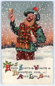 1913 SCOTTISH MAN IN SNOW LIQUOR BOTTLE & GLASS AULD LANG SYNE POSTCARD - Picture 1 of 2