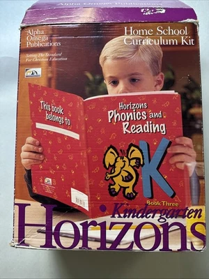 Horizons Kindergarten Phonics & Reading Box Set - Incomplete - Image 1 of 4