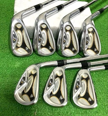 Taylormade R7 Iron Set - Image 1 of 4