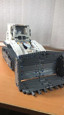 Lego Technic/Technik Liebherr LR 626 MOC avec notice de montage  - Photo 1/4