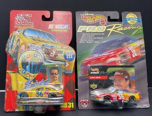Lot of 2 1:64 NASCAR Die Cast #36 Ernie Irvan Hot Wheels & Racing Champions A9 - Picture 1 of 13