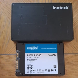 Crucial BX500 2TB Internal 2.5in (CT2000BX500SSD1) SSD + inateck caddy - Afbeelding 1 van 2