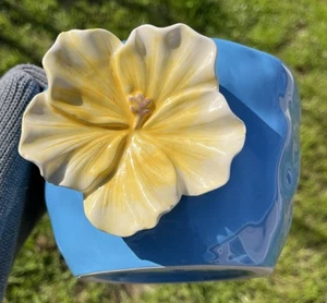 Vintage Blue Planter 3D Yellow Flower Floral Round With Draining Hole - Picture 1 of 8