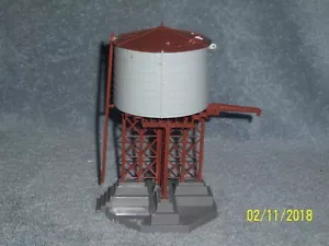 PLASTICVILLE USA #1615 (2) WASSERTANKS (1 GRAU/1 BRAUN) - Bild 1 von 7