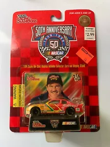 1998 Racing Champions 1:64 Terry Labonte #5 Kellogg's NASCAR Diecast Car - Picture 1 of 2