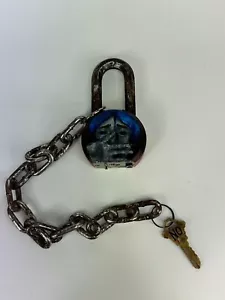 Gefühl gefangen in einer toxischen Beziehung bemalt künstlerisch original Vorhängeschloss - Bild 1 von 5