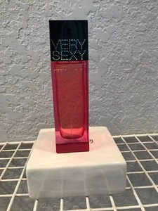 Victoria's Secret VERY SEXY HOT 2.5 oz/75 ml Eau De Parfum Spray RARE - Picture 1 of 1