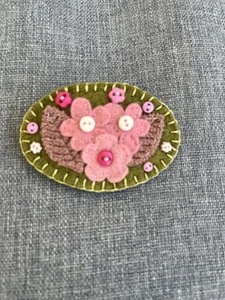 Handmade Felt Flower Brooch - Picture 1 of 2