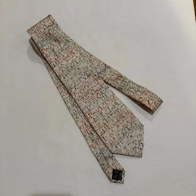 Corbata Fox & Chave histórica egipcia jeroglífico 100 % seda hecha a mano NUEVA Foto 1 de 4