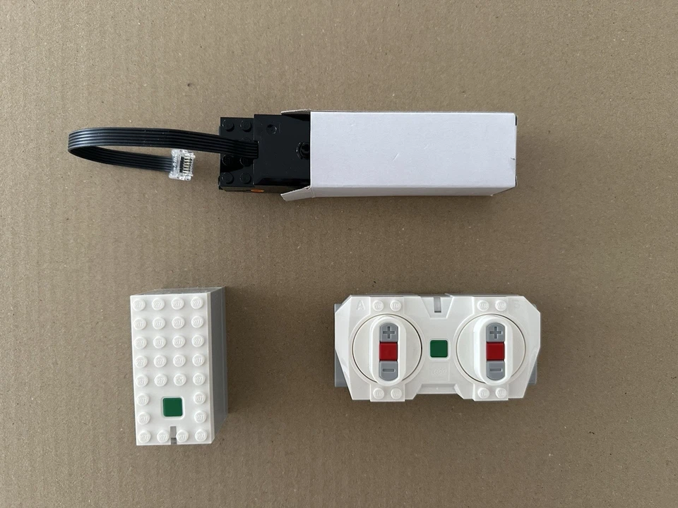 LEGO 88009 Hub 88010 Remote Control 88011 Train Motor For 10361 Holiday Train - Image 1 of 1