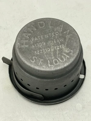Handlan St Louis Vintage Railroad Lantern Twist Off Fount Retainer - Image 1 of 4