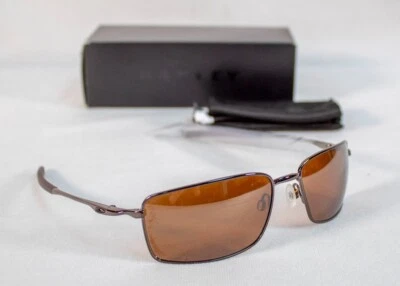 Oakley SQUARE WIRE Men's Sunglasses Tungsten with Prizm Tungsten Polarized - Image 1 of 4