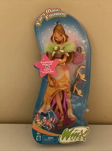 Mattel 2004 Winx Club Fairy Magic Fashions Outfit  Flora - Picture 1 of 9